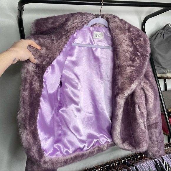 Libra Purple Faux Fox Fur Vintage Style Opera Coat - Picture 6 of 8
